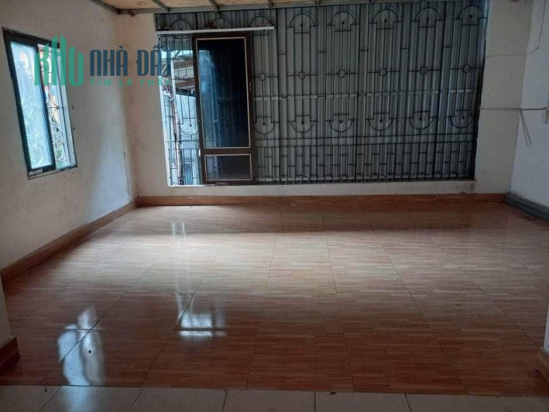 Bán nhà Ngõ Mai Hương phố Bạch Mai, Mặt tiền 6m, giá 3,1 tỷ.