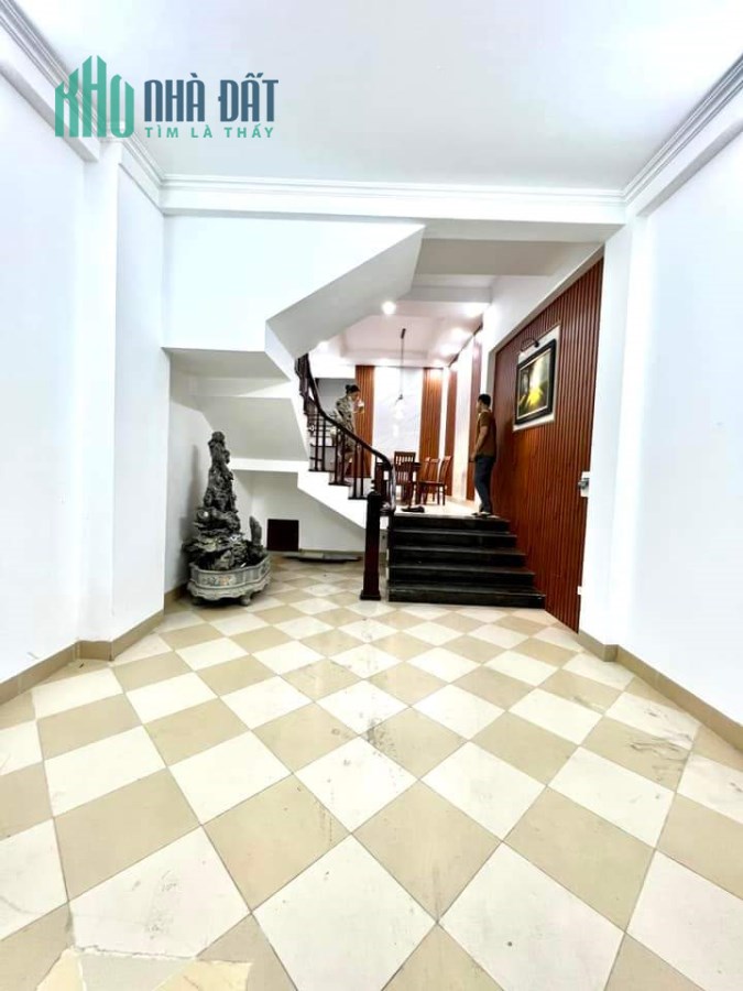 Nhà đẹp ĐÌNH THÔN MỸ ĐÌNH, 55m2 5 tầng 5m2 mặt 7,8 TỶ..Ô TÔ ĐẬU TRƯỚC CỬA