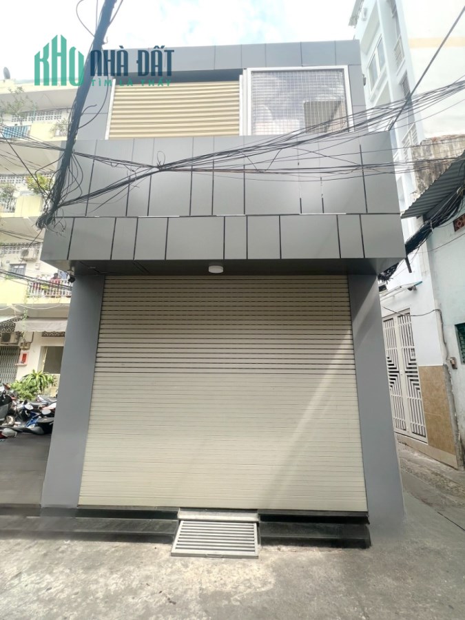 Nhà mới 3 mặt hẻm 2 tầng (nở hậu) sát đường Trần Hưng Đạo P7Q5