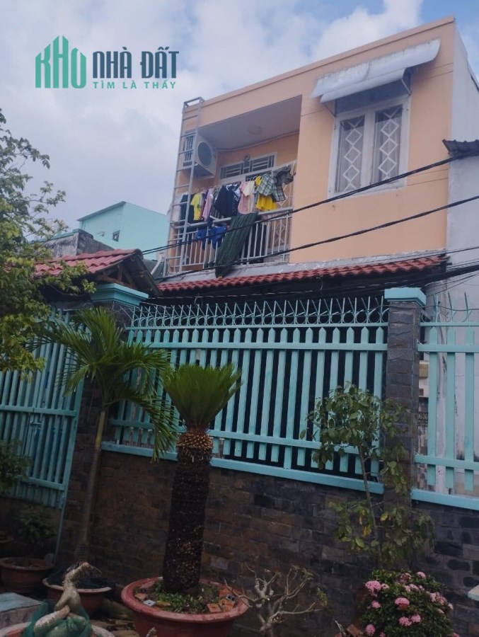 BÁN NHÀ GIÁ RẺ HUỲNH TẤN PHÁT NHÀ BÈ. DT 4.5x10. NHỈNH 2 TỶ. SHR-HOÀN CÔNG-KHU HIỆN HỮU