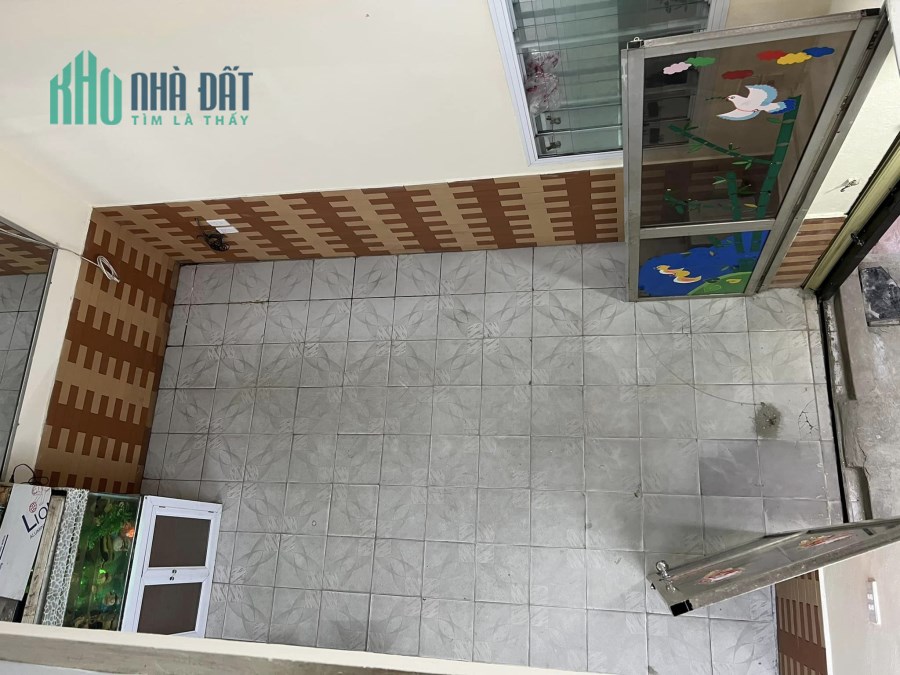 Bán nhà phố Bạch Mai, Q. Hai Bà Trưng, Hà Nội, 27 m², giá 2.7 tỷ, ngõ thông, thoáng sáng rực rỡ