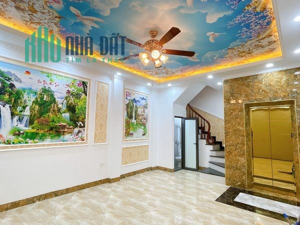 Bán nhà Hoàng Hoa Thám, 50m2, 4.7m, 6T, thang máy, 8.85 tỷ, Ba Đình.