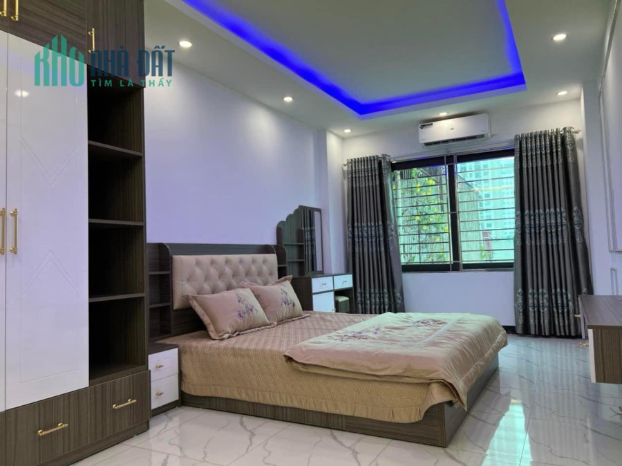 Bán nhà phố Minh Khai, Hai Bà Trưng, Hà Nội, giá 4.88 Tỷ, 35 m2, hàng xóm Times city, tặng full nội