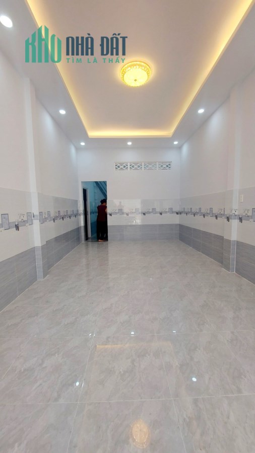 Chủ ngộp bán nhà đẹp HXH Lạc Long Quân Tân Bình, 57m2, nở hậu giá sốc chỉ 5.3 tỷ TL.