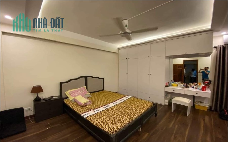 Bán nhà Kim Ngưu.  Nhà như mới. 36m x 4 tầng.  3.6 có giảm nữa - thương lượng chính chủ