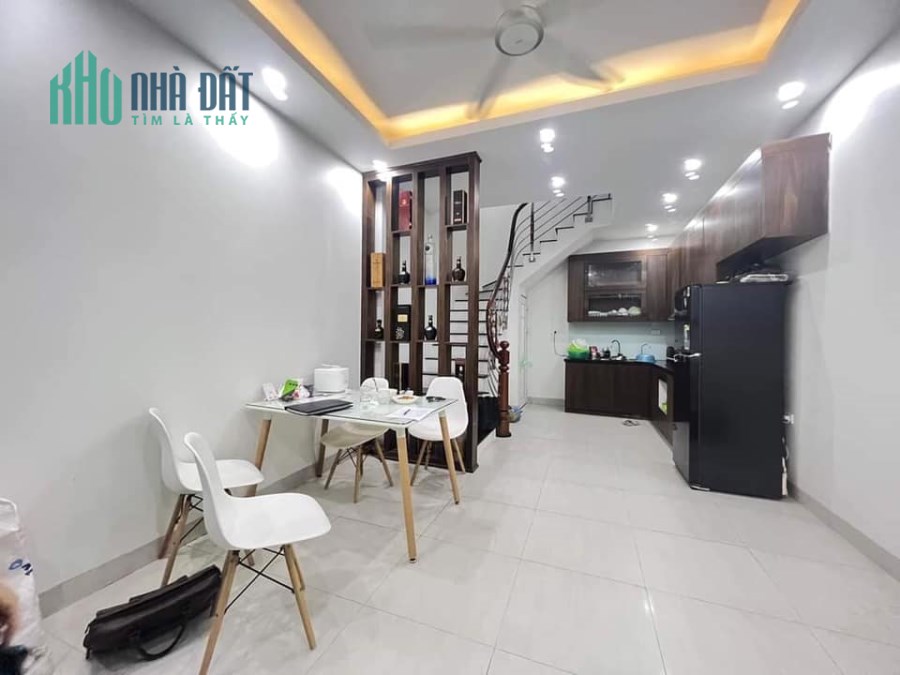 Bán nhà Lý Thường Kiệt Hà Đông, kinh doanh, đầu tư, cho thuê 45m2, 6,8tỷ
