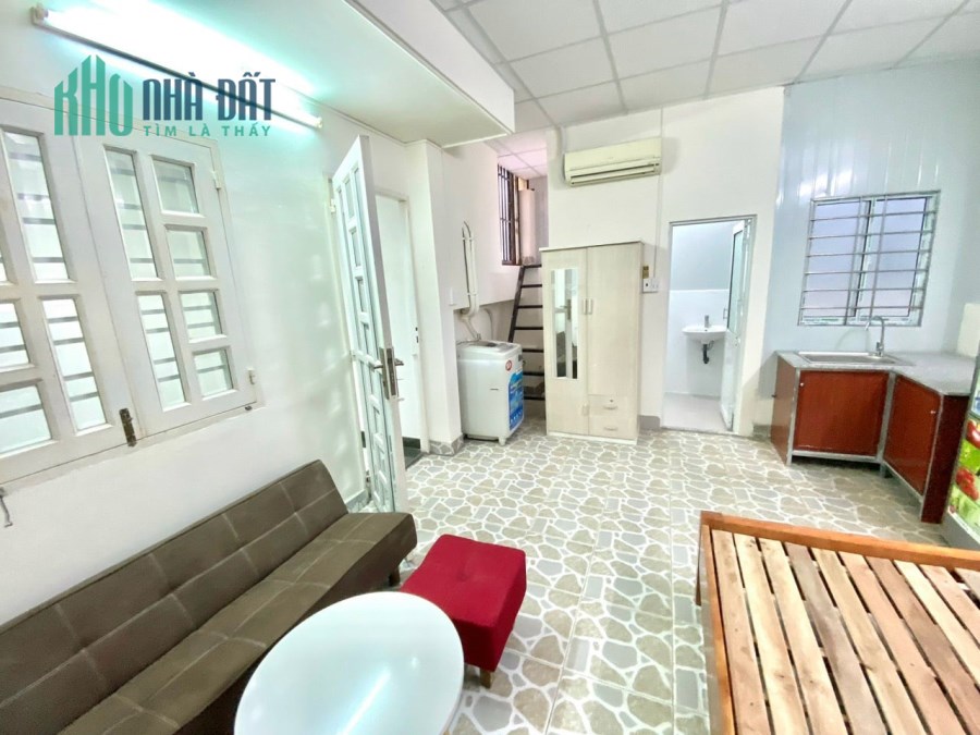 Bán Nhà Tân Phú Cạnh Trường Đại Học Hồng Bàng - 54m2 - 3 Tầng Chỉ 4.6 Tỷ