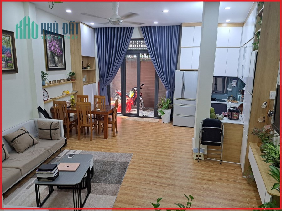 Bán nhà riêng Tây Thạnh, Tân Phú, 57m2, 3 tầng, 6,15 tỷ, chủ gửi Bank 2.5 tỷ.
