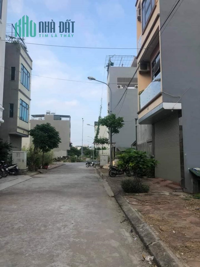 Bán đất phân lô Dương Nội, Hà Đông, 50m2, mt5m ô tô, vỉa hè giá 4.2 tỷ