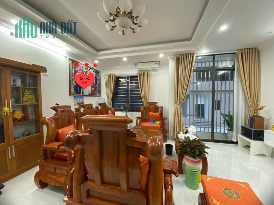 Bán dưới 10 tỷ Bán Nhà Nguyễn Hoàng, Mỹ Đinh 80m 5 tầng Ô tô 5m Chỉ 9,x tỷ