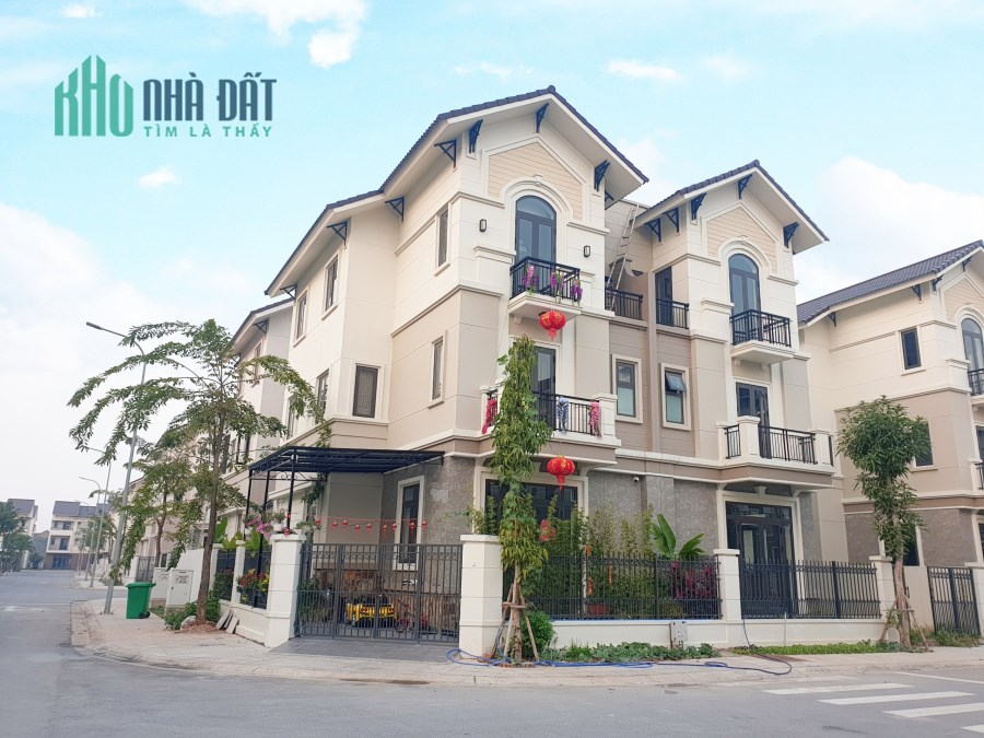 Bán duy nhất 1 căn biệt thự song lập tại Centa City , giá rẻ nhất thị trường