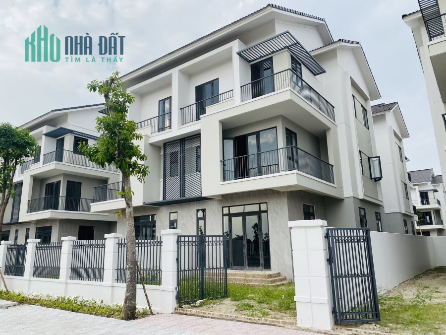 Bán nhanh biệt thự 180m2, hoàn thiện đẹp mặt ngoài. Giá hạt rẻ