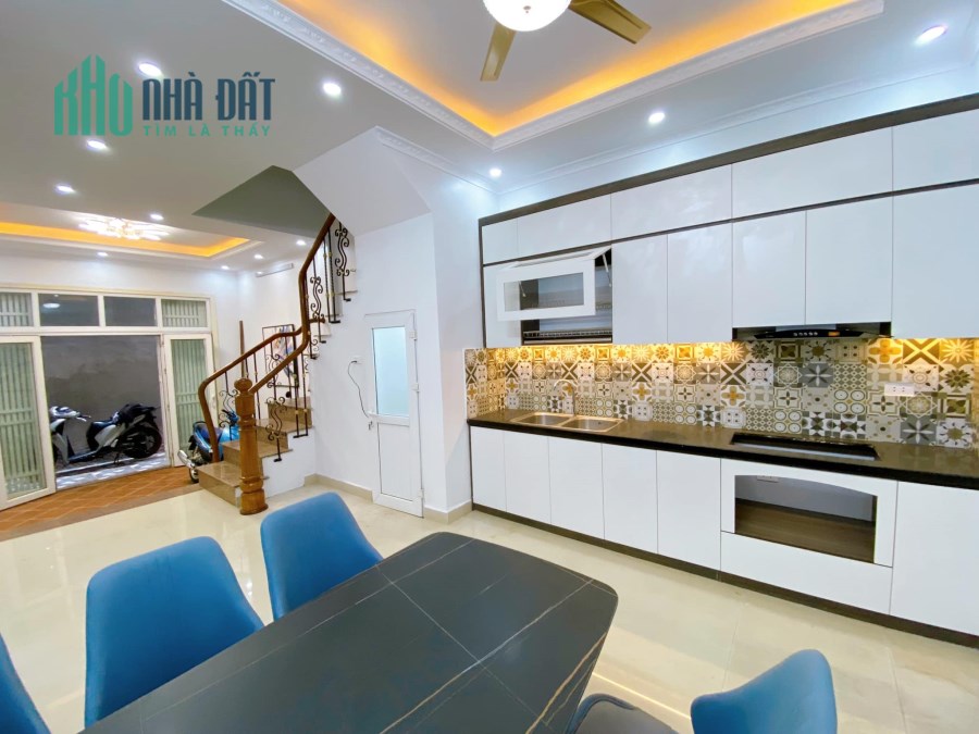 Nhỉnh 4 tỷ nhà Khương Trung - Thanh Xuân 4 tầng, 38m2, 2 mặt ngõ, gần phố