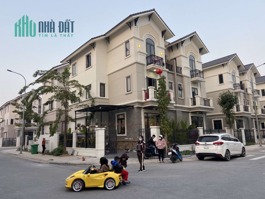 Bất động sản nhà biệt thự giá rẻ đầu năm mới Centa Villa Vsip Từ Sơn.