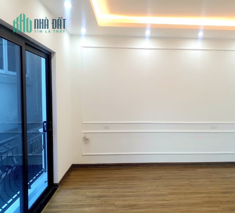 Nhà đẹp Ngọc Trục- Đại Mỗ mới dân xây, ngõ thông ô tô, 5T x 34m2, MT 8m, chỉ 3,2 tỷ. 0868 916