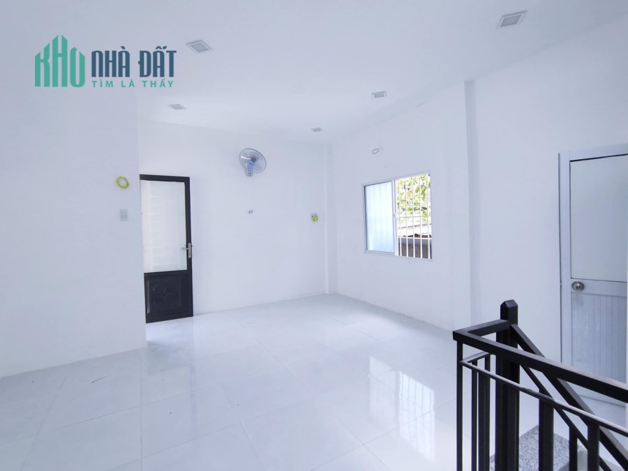 NHÀ ĐẸP QUẬN 1,50m2 dtsd, 2 tầng, TRÀN ĐÌNH XU P.CẦU KHO QUẬN 1