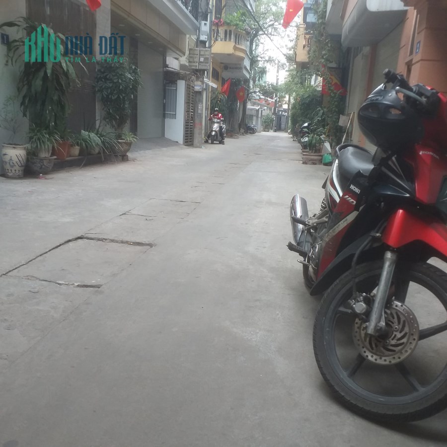 Giải phóng P/lô Quận hoàng mai GẦN PHỐ oto tránh KINH DOANH: 36m – 6 tỷ.