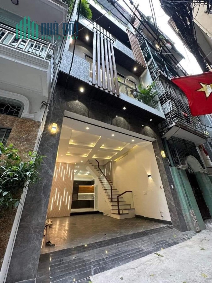Hoàng Văn Thái, phân lô, nhà đẹp ở ngay, khu vực hiếm bán