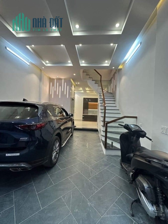 Hoàng Văn Thái, phân lô, nhà đẹp ở ngay, khu vực hiếm bán