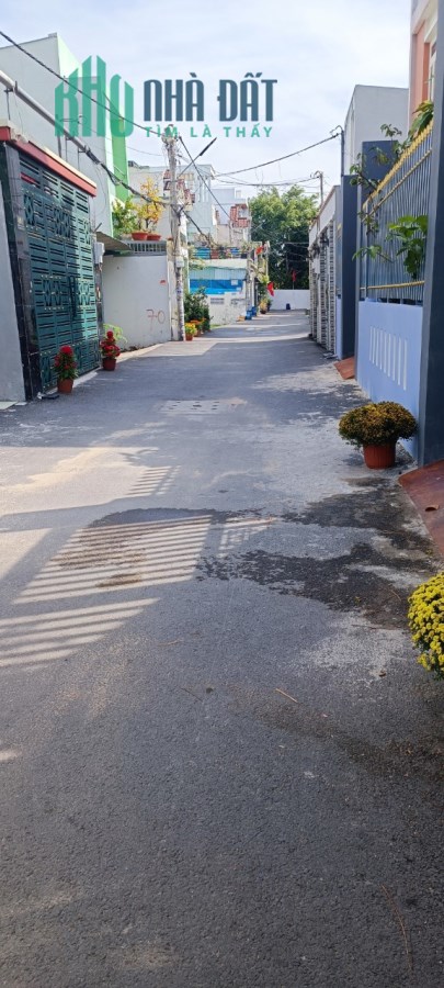 Nhà HXT Hà Huy Giáp, Thạnh Lộc, Q12, 3 tầng ngang 5m giá chỉ nhỉnh 4Tỷ
