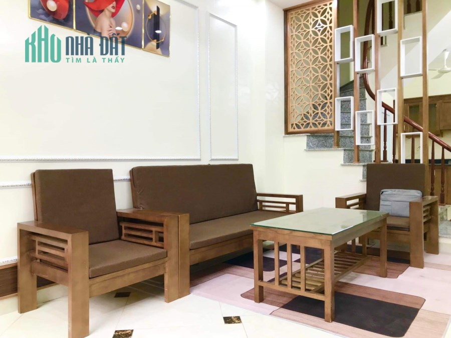 BÁN NHÀ PHỐ THANH LÂN, HOÀNG MAI. DÂN TRÍ CAO, Ở SƯỚNG. Dt32m2, 5 tầng. Chỉ 2.8 tỷ.