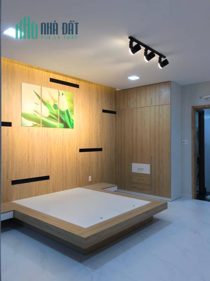 Bán căn nhà đôi đường trịnh đình trọng,4 tầng, hẻm xe hơi 6m, 70m2 chỉ 8.3 tỷ