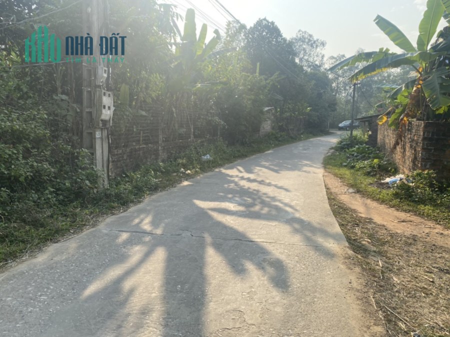BÁN GẤP lô đât tại xã Nga My phú  bình thái nguyên S 178m 100m TC giá chỉ có 420tr nằm trong khu