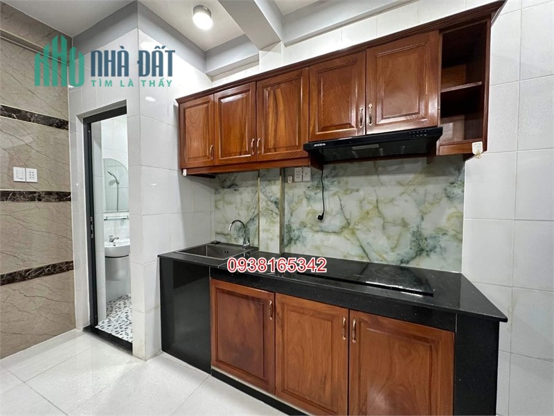 Nhà Đẹp Huỳnh Văn Bánh 3 Tầng Full Nội Thất Phòng Ngủ Lớn Chỉ 4.6 Tỷ.