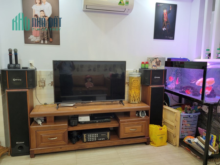 Bán Nhà Tân Hương Gần Độc Lập - 52m2 - 3PN - Chỉ NHỈNH 4 Tỷ