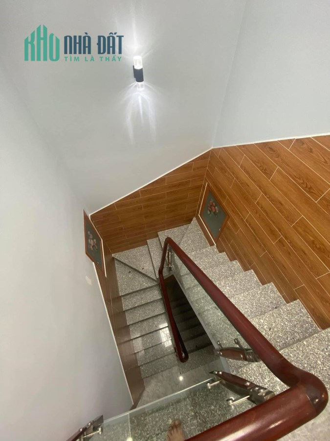 Bán nhà 4 tấng đường hương lộ 2, hẻm xe hơi 6m, 49m2 chỉ 5 tỷ