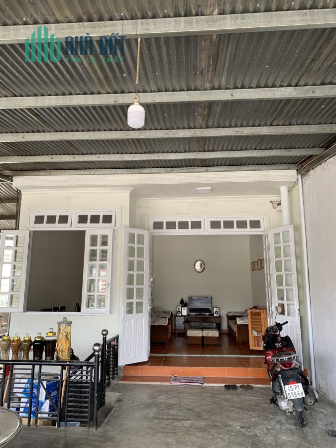 Chính chủ cần bán 2 căn nhà liên kề ngay mặt đường QL 27C