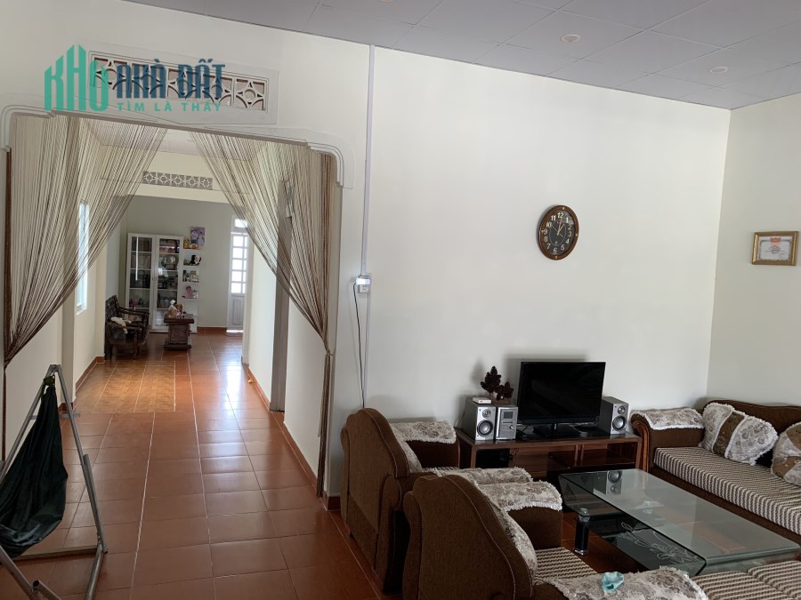 Chính chủ cần bán 2 căn nhà liên kề ngay mặt đường QL 27C