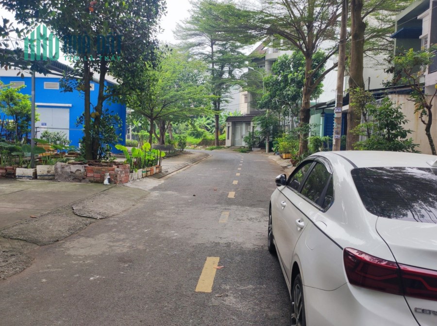 nhà đẹp 4 PN, xe hơi ngủ trong nhà, 4x24m, phạm thế hiển phường 7 quận 8