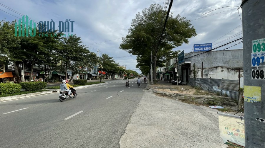 Cho thuê mặt bằng đất 2 mặt tiền đường trung tâm Thống Nhất 10x20m