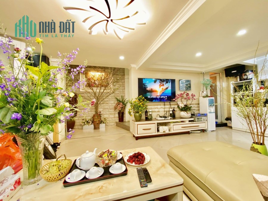 006753: Bán nhà Thịnh Hào 1- Đống Đa- Nhà đẹp- Ở ngay- Mặt tiền rộng