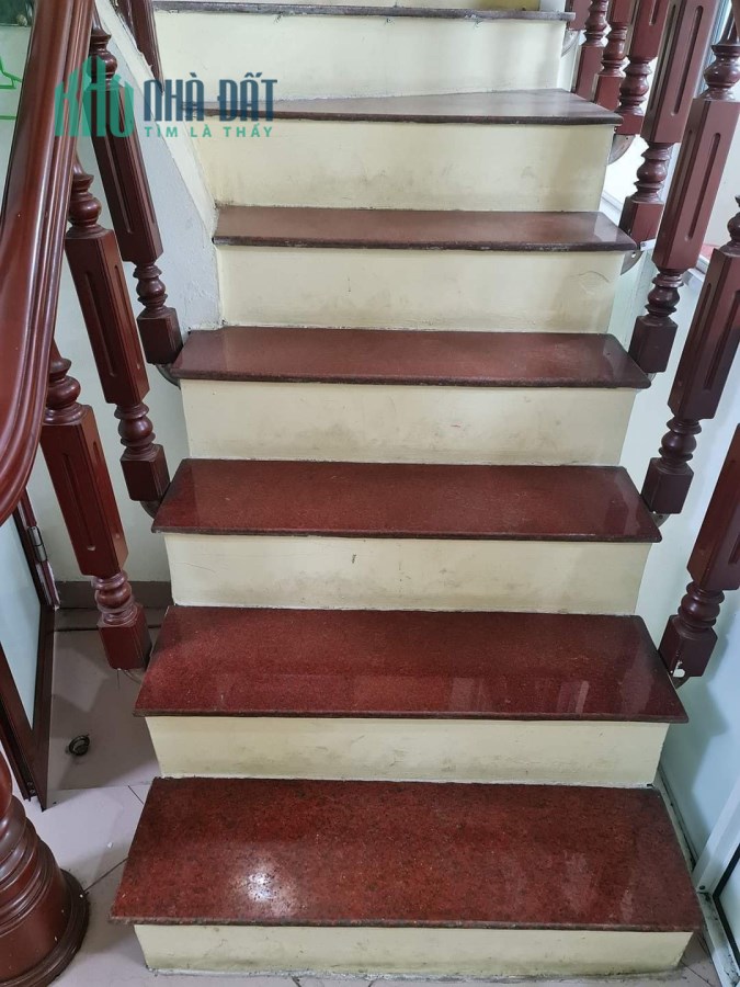 Hiếm! 7 Tỷ Nhà Nguyễn Ngọc Vũ Cầu Giấy 45m 4 tầng mặt tiền 3.7m Lô Góc Oto Kinh Doanh