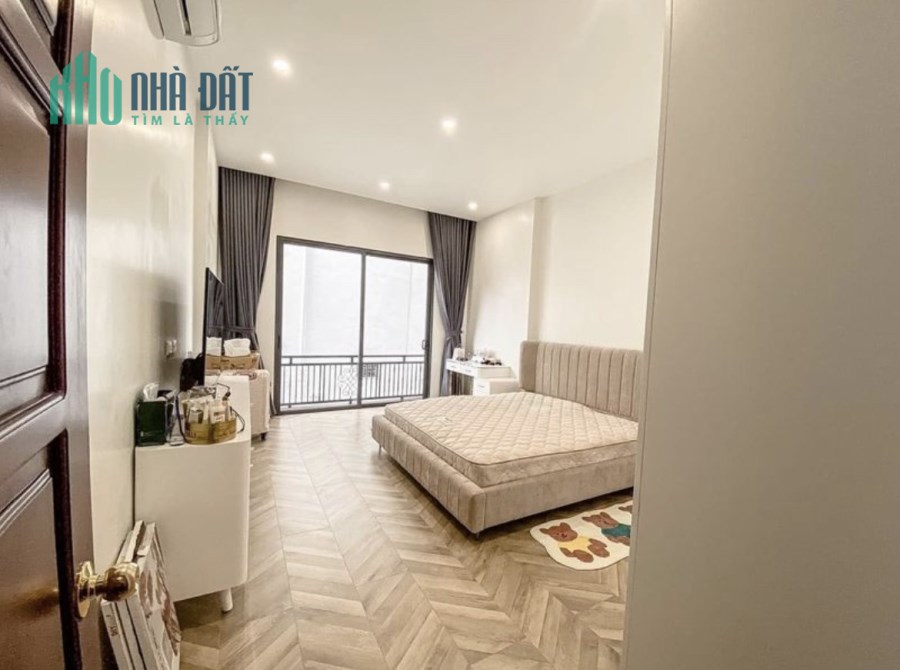 Bán nhà 42m2 5tầng dân xây phố Giang Văn Minh hơn 4 tỷ gần phố 0337628046