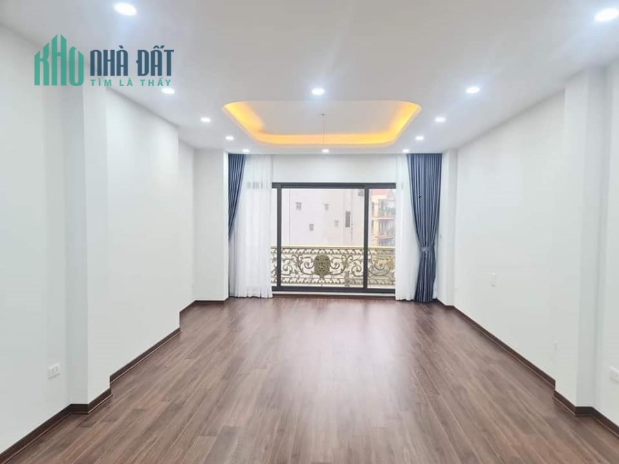 Bán nhà Văn Phú gần siêu thị Metro, 40m2x5t, mt4.5m, 2 thoáng giá 4 tỷ