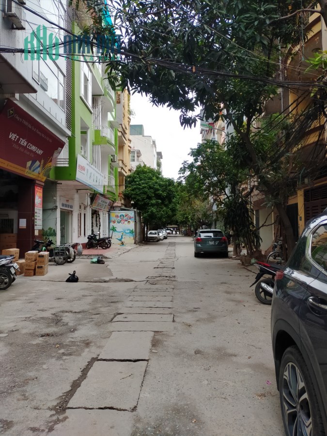 NHÀ ĐẸP NGÕ 73 NGUYỄN TRÃI KINH DOANH Ô TÔ TRÁNH GARA