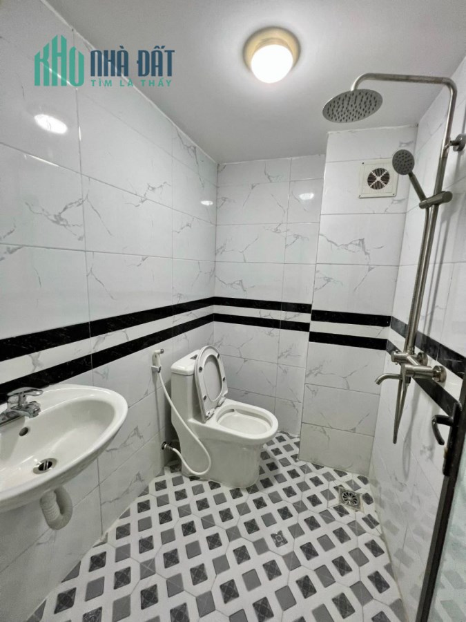 HIẾM NHÀ BÁN NGUYỄN LƯƠNG BẰNG GẦN HỒ ĐẮC DI- DÒNG TIỀN LH 0966037496