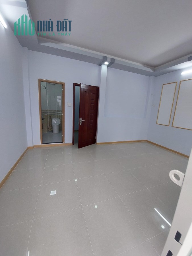 Nhà mới 5x7m 4 tầng hẻm 154 Âu Dương Lân P3Q8 giá 5tỷ950