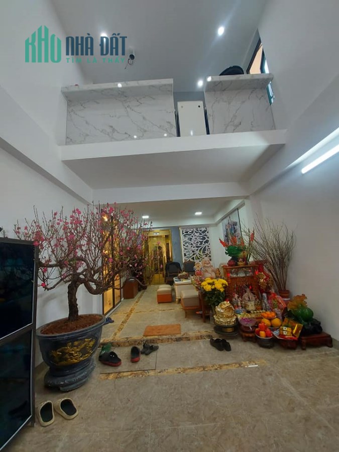 HOT HOT HOT..! VƯƠNG THỪA VŨ 45M2 NHÀ MỚI LÔ GÓC THANG MÁY KINH DOANH NHỈNH 9 TỶ