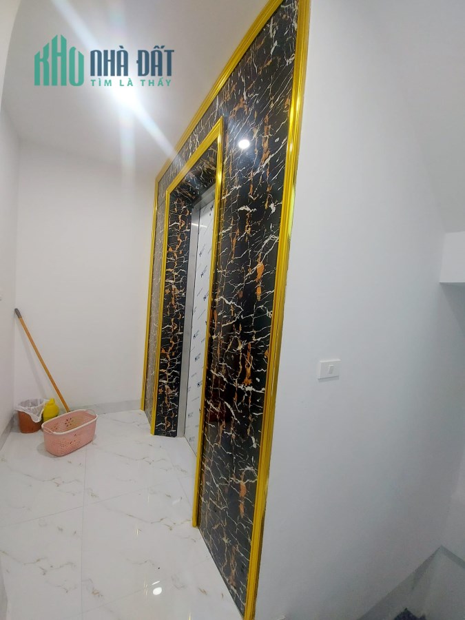 HOT HOT HOT..! VƯƠNG THỪA VŨ 45M2 NHÀ MỚI LÔ GÓC THANG MÁY KINH DOANH NHỈNH 9 TỶ