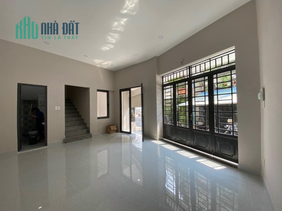 HXH trung tâm Thủ Đức, 75m2 ngay mặt tiền Võ Văn Ngân giá 5 tỷ 9