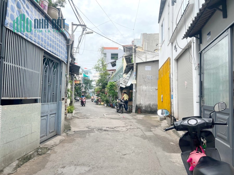 Nhà mới sang trọng vị trí đẹp Âu Dương Lân P3 Q8 giá 3tỷ8 TL