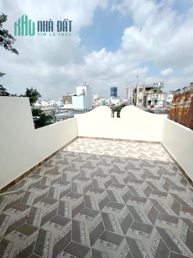 Nhà mới 4 tầng mặt tiền Phạm Thế Hiển P3Q8 - giá: 19.6 tỷ TL