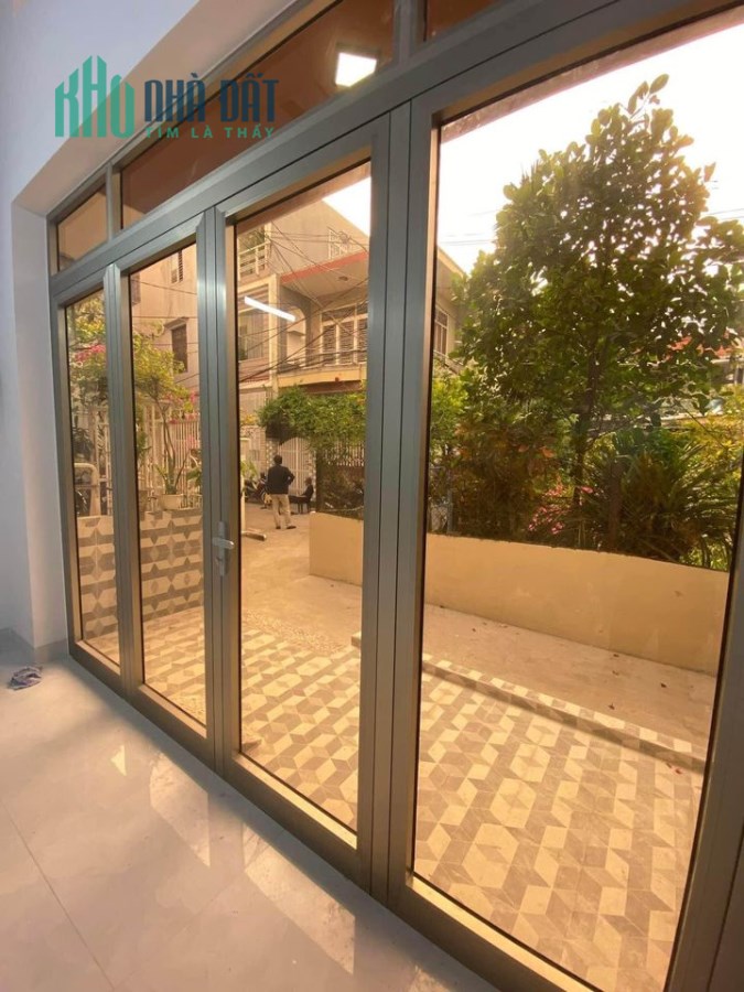 .Nhà Phan Thanh Nguyễn Văn Linh 70m2, 2.5 tầng, đẹp