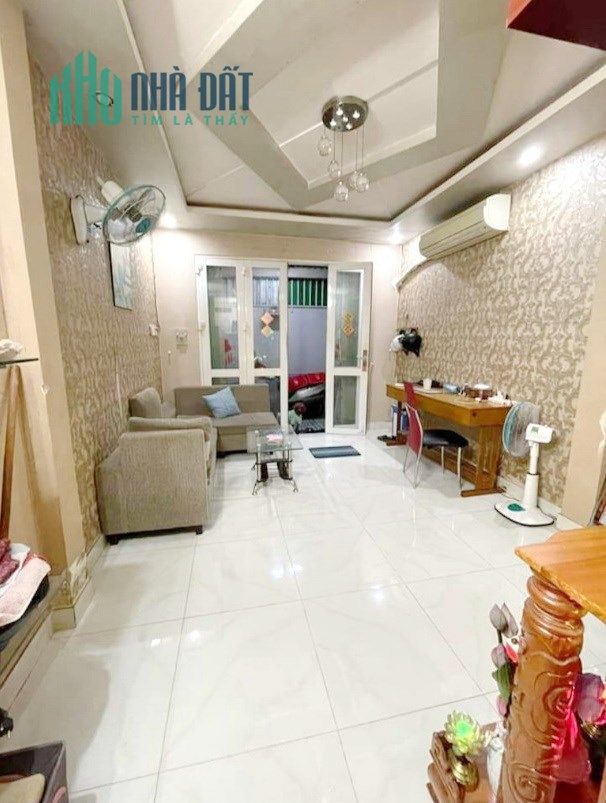 Nhà bán hẻm 57 Bông Sao P5Q8 Giá : 2 Tỷ 050 Triệu TL