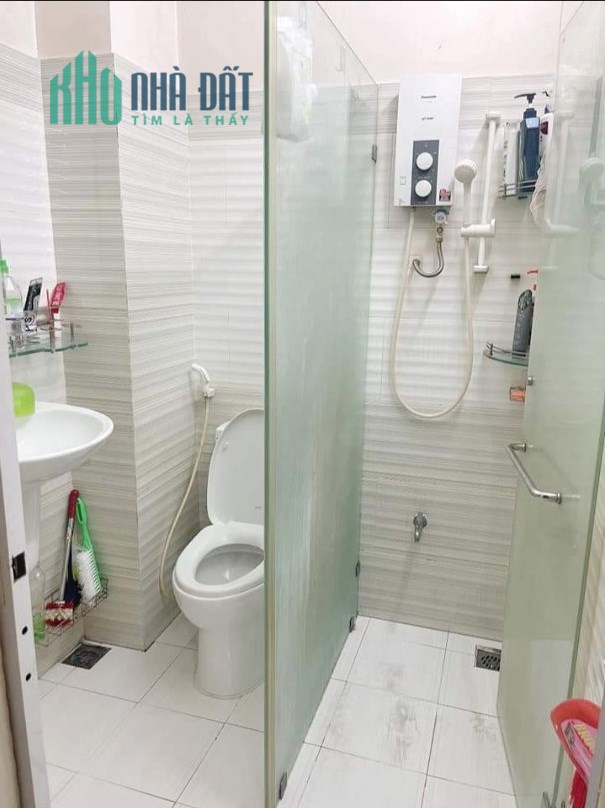 Nhà bán hẻm 57 Bông Sao P5Q8 Giá : 2 Tỷ 050 Triệu TL