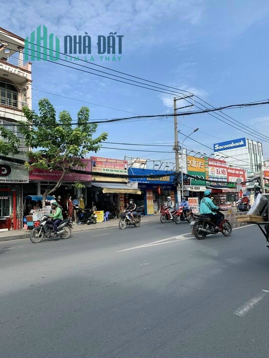 BÁN GẤP NHÀ MT HUỲNH TẤN PHÁT QUẬN 7. DT 7.5x10. CHỈ 10 TỶ. SHR-HĐT 25TR-THÁNG-KD MUA BÁN SẦM UẤT
